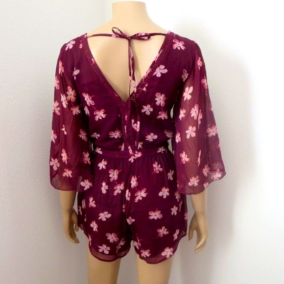 Abercrombie & Fitch Burgundy Floral Romper - Picture 1 of 10